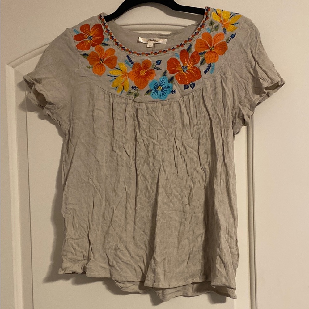 2/$10! ANDREE. Women’s blouse.